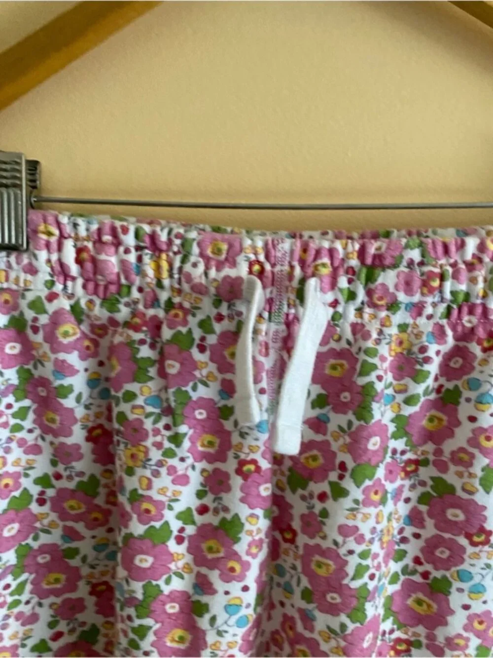 Preloved Floral Sweat Shorts XL Pink Heart Embroidered Made in Canada Coquette